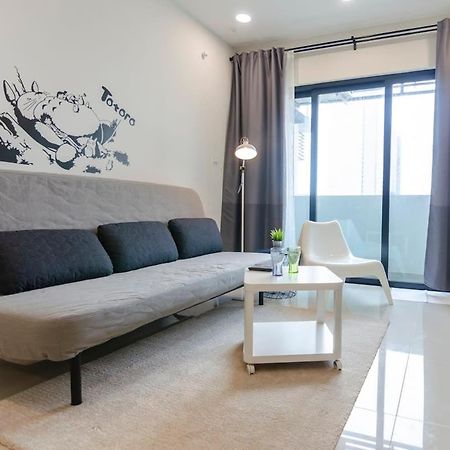 Totoro Theme Suite In Suasana Jb ジョホールバル エクステリア 写真